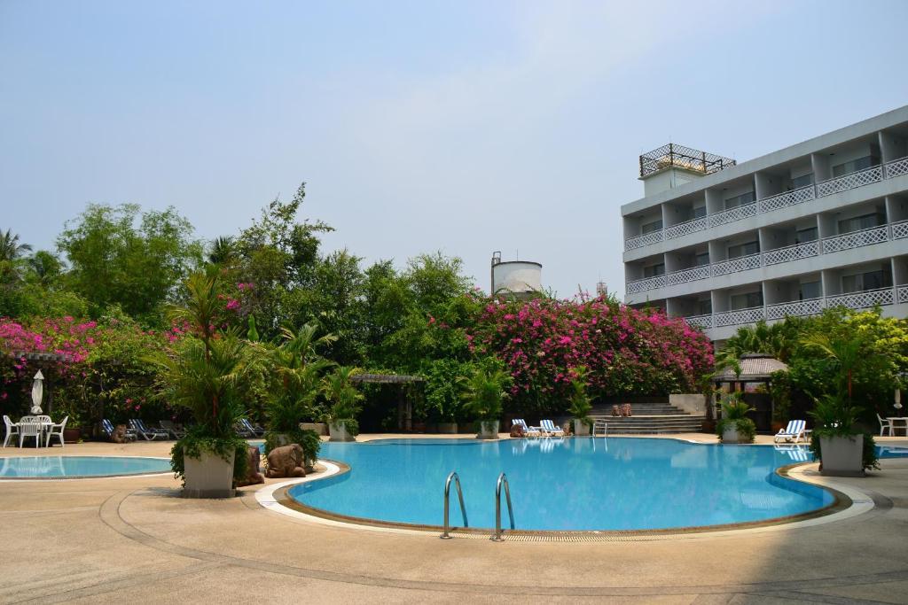 Hotel Suan Sampran Nakhon Pathom Esterno foto