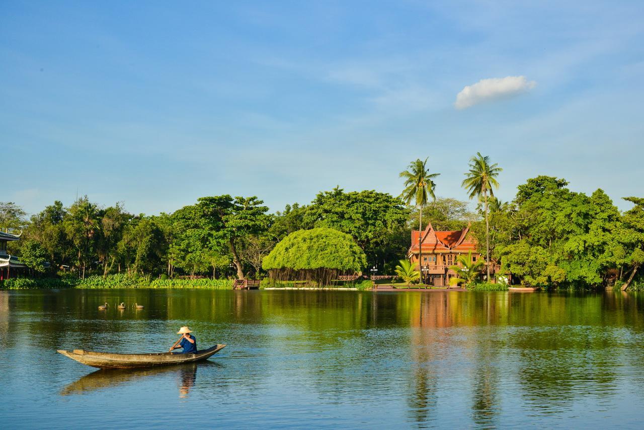 Hotel Suan Sampran Nakhon Pathom Esterno foto